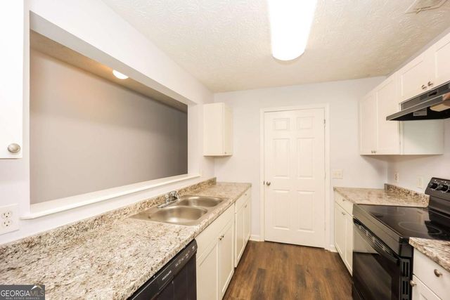 12101 Fairington Ridg Circle, Lithonia, GA 30038