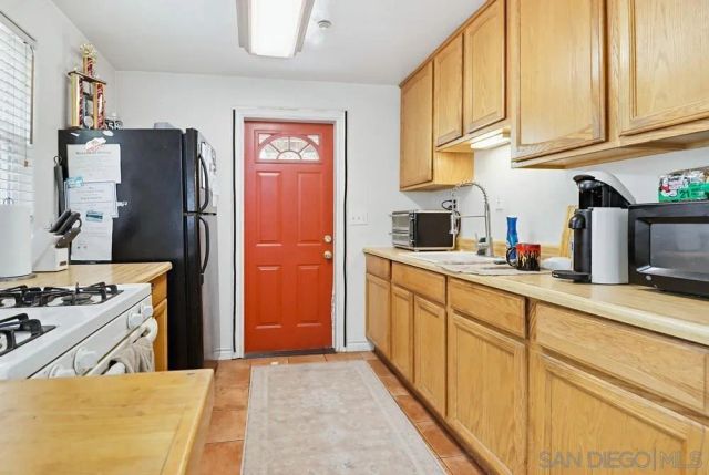 2275 Honey Springs Rd, Jamul, CA 91935