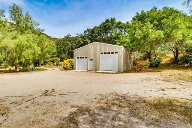 2275 Honey Springs Rd, Jamul, CA 91935
