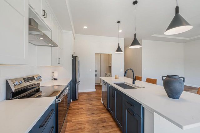 383 N WILSON STREET, Kimberly, WI 54136