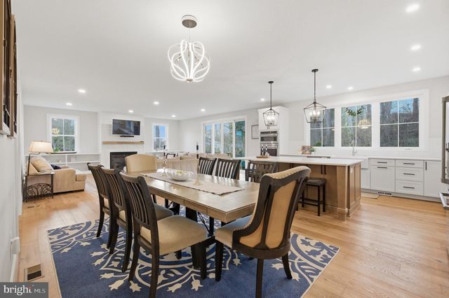 1304 GAHANT RD, Alexandria, VA 22308