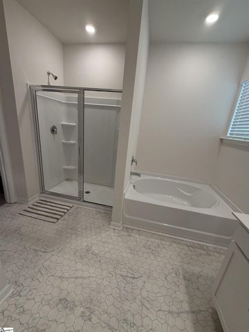 918 Pineland Drive, Woodruff, SC 29388