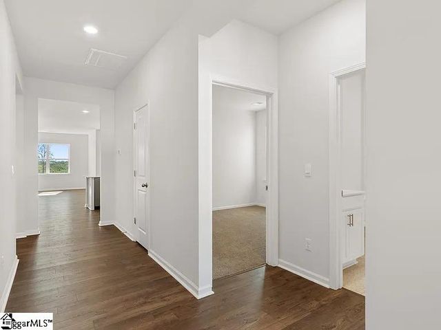 918 Pineland Drive, Woodruff, SC 29388