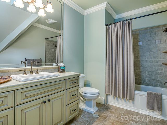 176 Valley Springs Road, Asheville, NC 28803