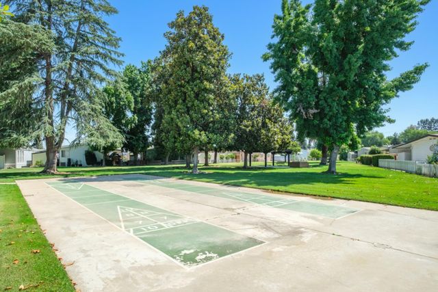 371 Bethel Avenue # 51 SP 51, Sanger, CA 93657