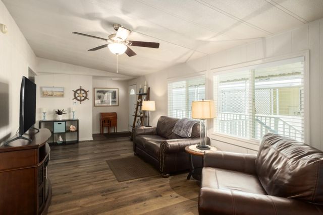371 Bethel Avenue # 51 SP 51, Sanger, CA 93657