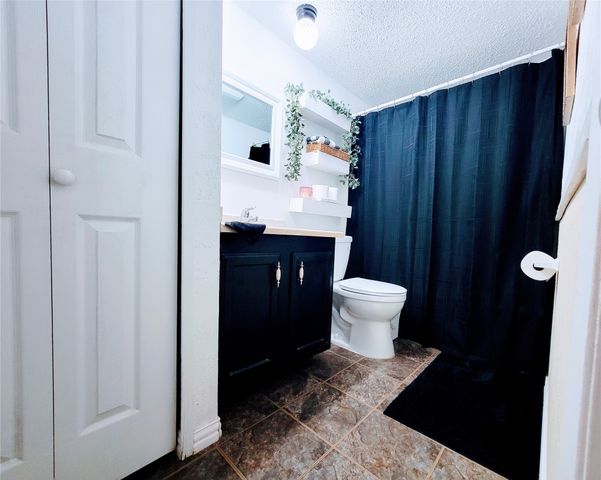 5828 Sidewinder Trail, Fort Worth, TX 76131