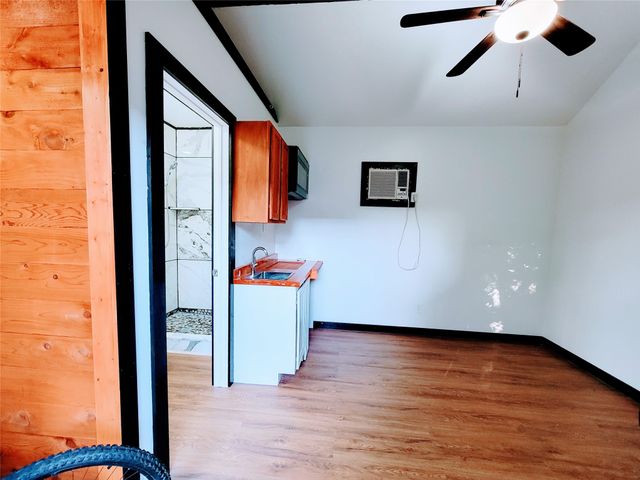 5828 Sidewinder Trail, Fort Worth, TX 76131