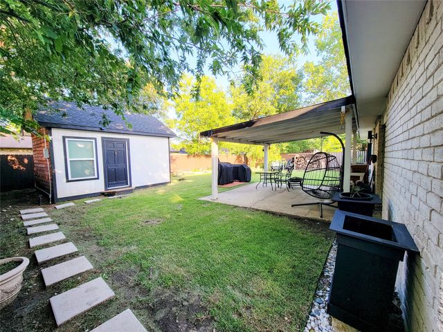 5828 Sidewinder Trail, Fort Worth, TX 76131