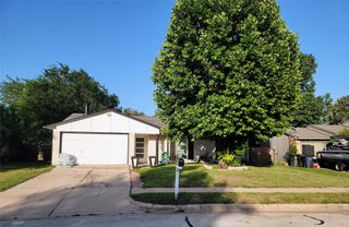 5828 Sidewinder Trail, Fort Worth, TX 76131