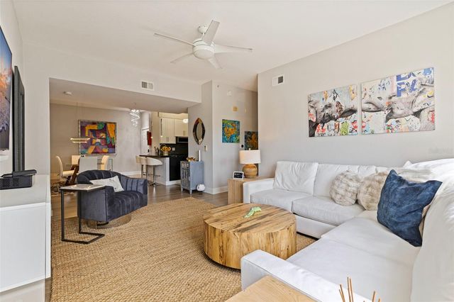 200 4TH AVENUE S 321, St Petersburg, FL 33701