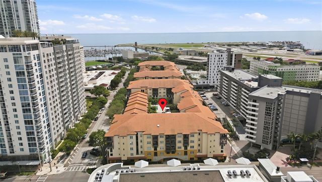 200 4TH AVENUE S 321, St Petersburg, FL 33701