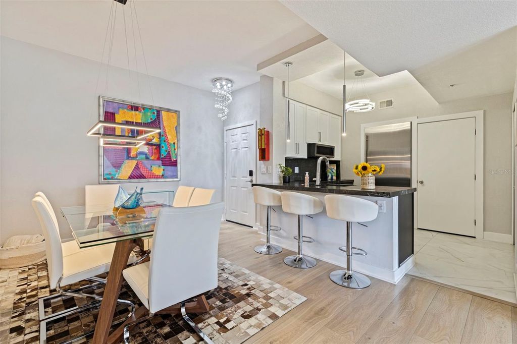 200 4TH AVENUE S 321, St Petersburg, FL 33701