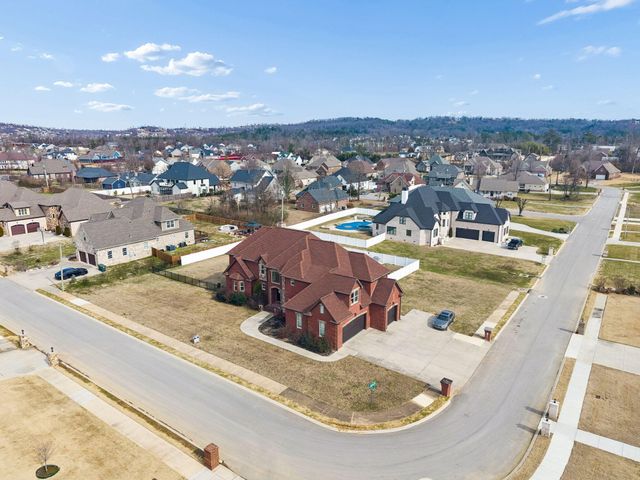 7701 Camelot Lane, Chattanooga, TN 37421