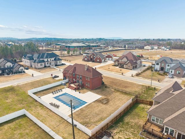 7701 Camelot Lane, Chattanooga, TN 37421