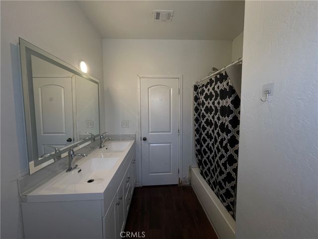 1012 Feliz, Bakersfield, CA 93307