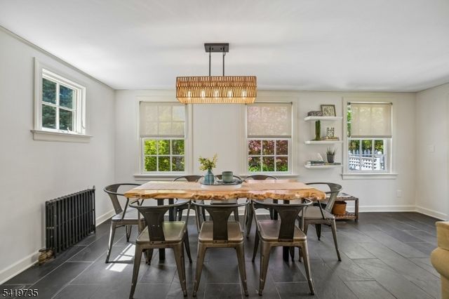 11 HAWTHORNE ROAD, Millburn Twp., NJ 07078