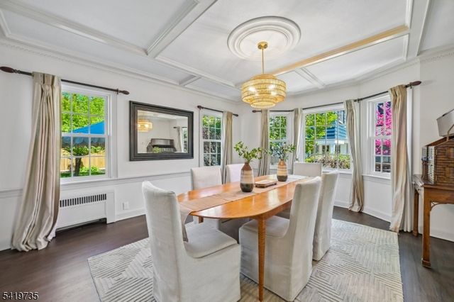 11 HAWTHORNE ROAD, Millburn Twp., NJ 07078