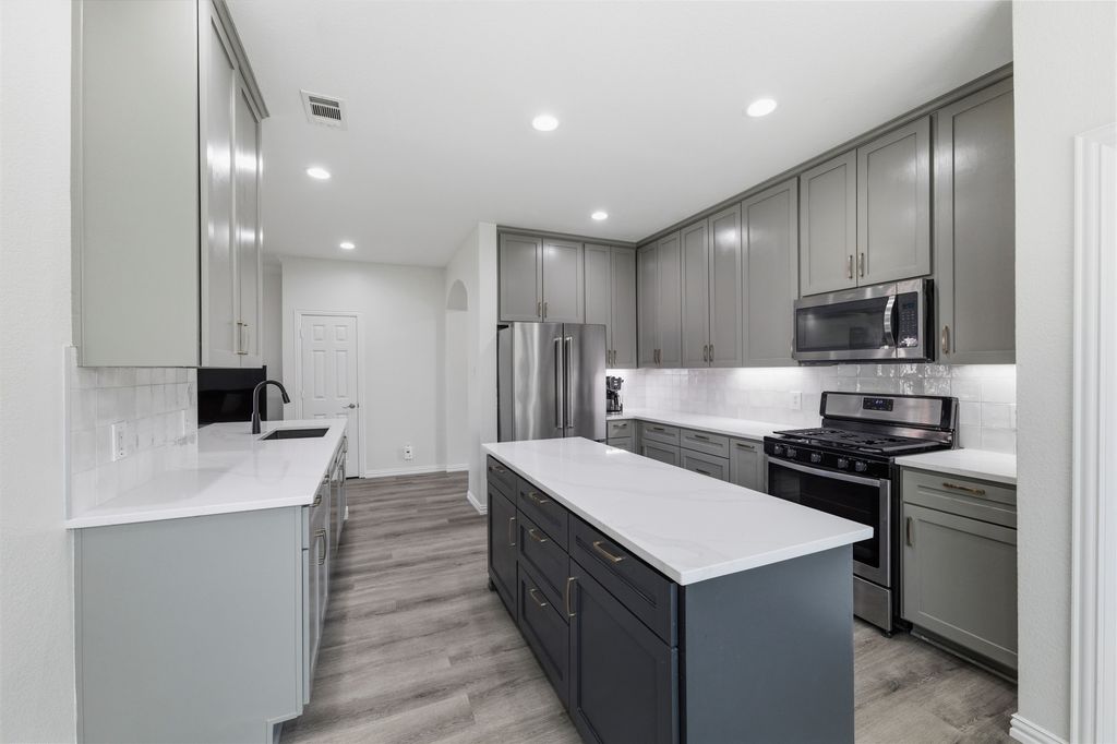 1404 Rain Tree Drive, Wylie, TX 75098