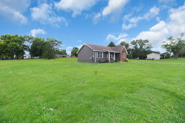 307 Shadow Dr, Shelbyville, TN 37160