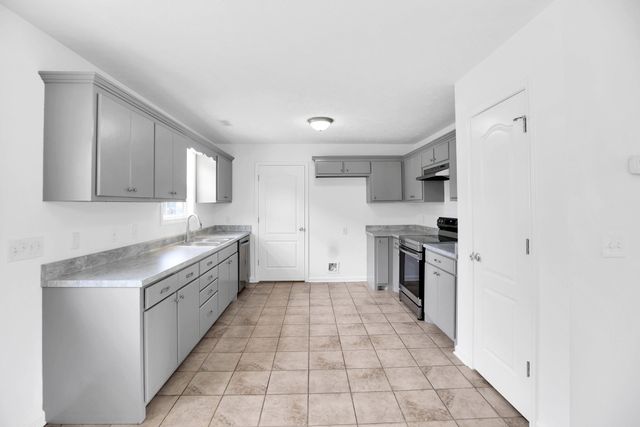 307 Shadow Dr, Shelbyville, TN 37160