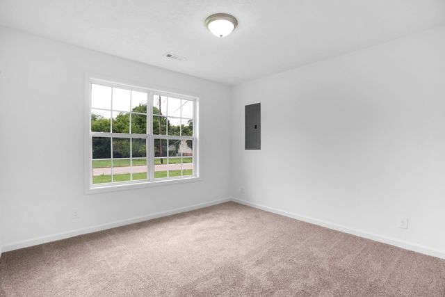 307 Shadow Dr, Shelbyville, TN 37160
