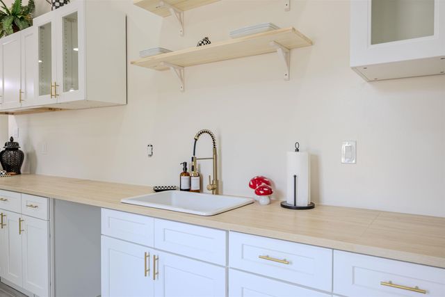 1061 SHAW PL, Memphis, TN 38126