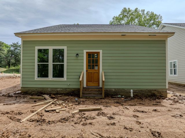 1061 SHAW PL, Memphis, TN 38126