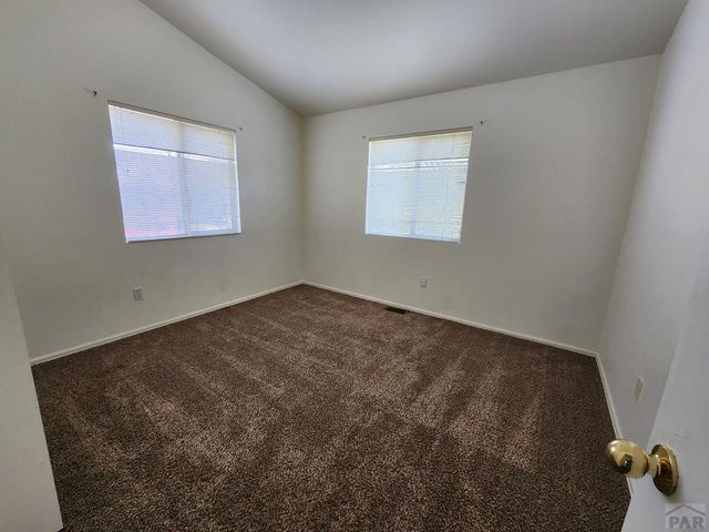 659 S Camrose Dr, Pueblo, CO 81007