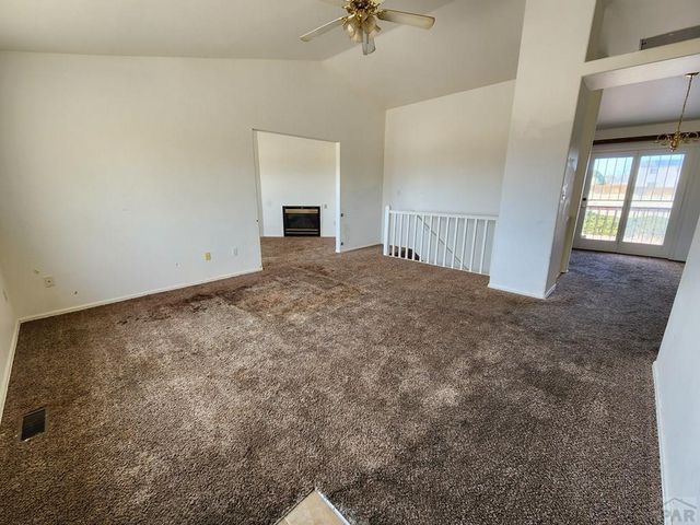 659 S Camrose Dr, Pueblo, CO 81007