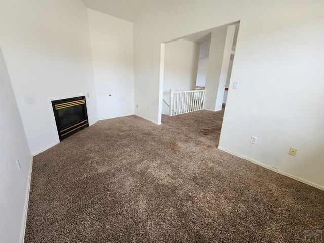 659 S Camrose Dr, Pueblo, CO 81007