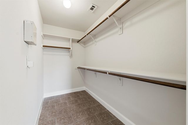 207 Commonwealth Circle, Waxahachie, TX 75165