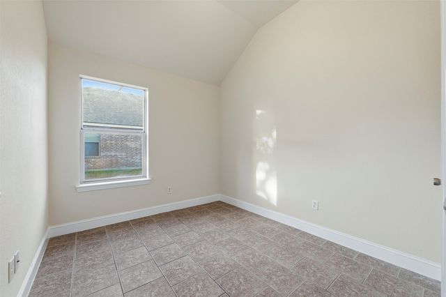 207 Commonwealth Circle, Waxahachie, TX 75165