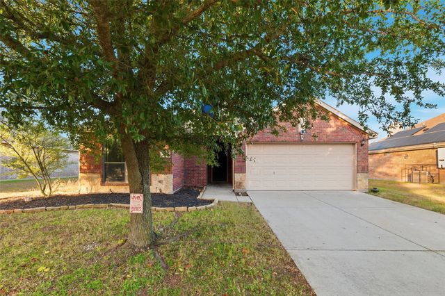 207 Commonwealth Circle, Waxahachie, TX 75165