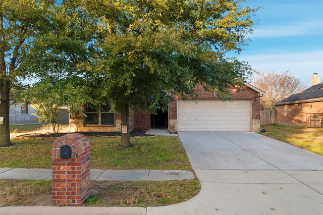 207 Commonwealth Circle, Waxahachie, TX 75165