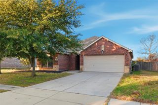 207 Commonwealth Circle, Waxahachie, TX 75165