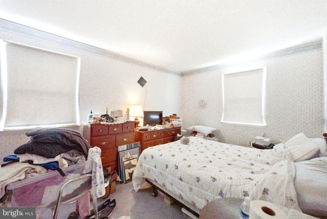 327 SYKESVILLE RD, Williamstown, NJ 08094