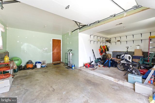 327 SYKESVILLE RD, Williamstown, NJ 08094