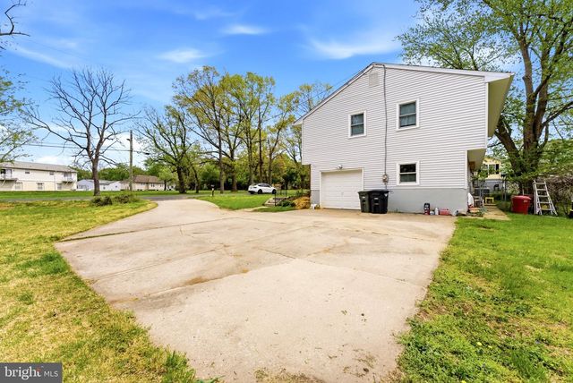 327 SYKESVILLE RD, Williamstown, NJ 08094