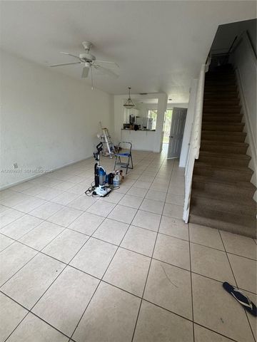 669 NW 42nd Ave, Plantation, FL 33317