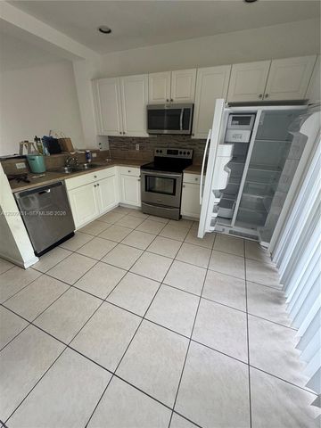 669 NW 42nd Ave, Plantation, FL 33317