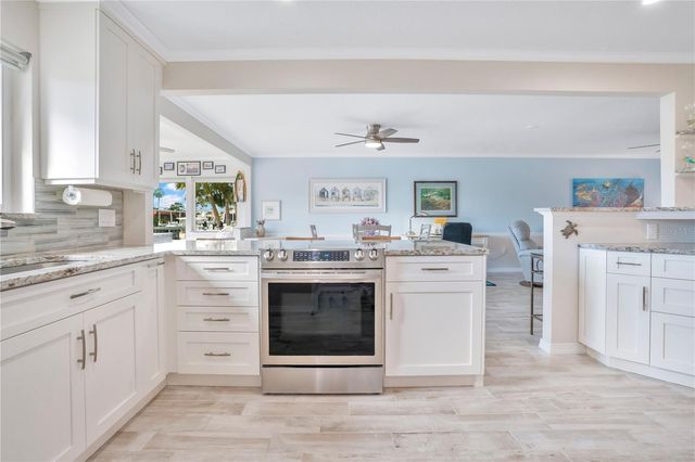 9519 AZURE COVE, Bradenton, FL 34210