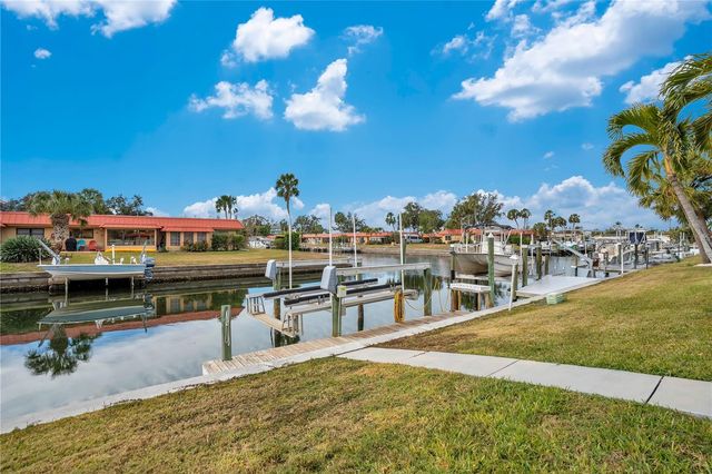 9519 AZURE COVE, Bradenton, FL 34210
