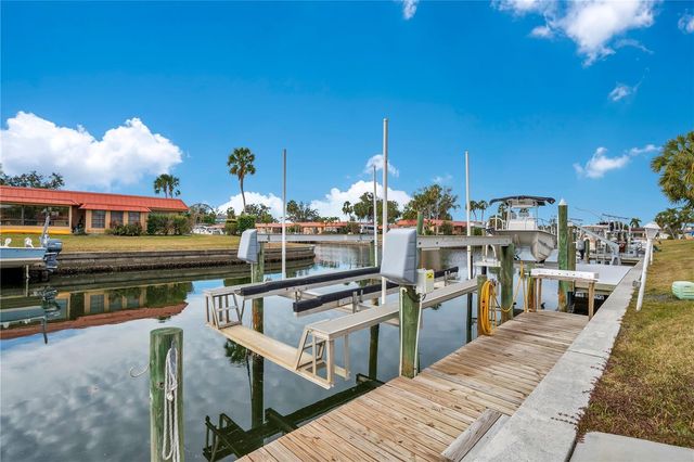 9519 AZURE COVE, Bradenton, FL 34210