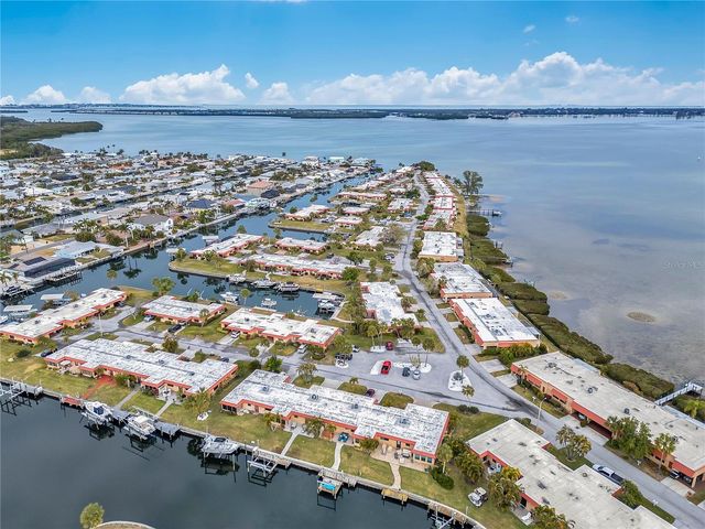 9519 AZURE COVE, Bradenton, FL 34210