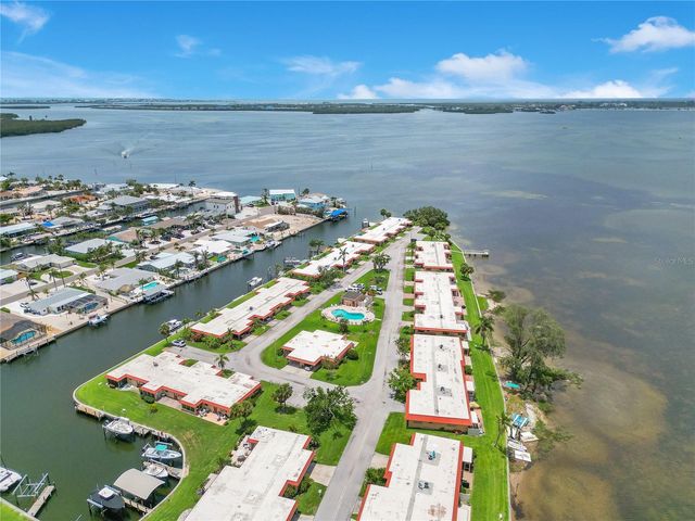 9519 AZURE COVE, Bradenton, FL 34210