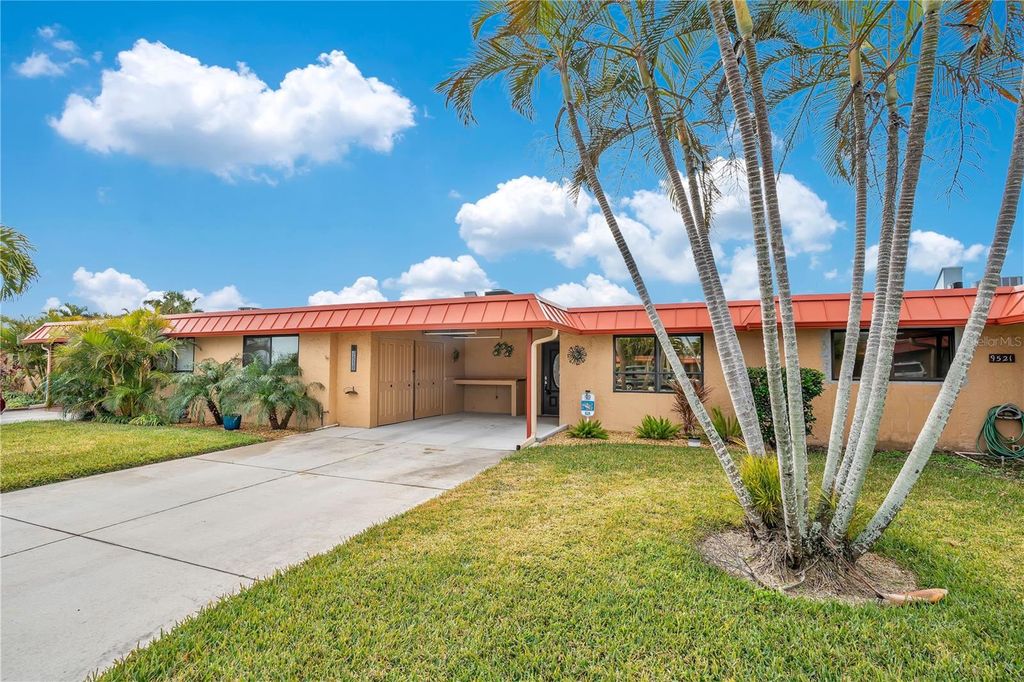 9519 AZURE COVE, Bradenton, FL 34210