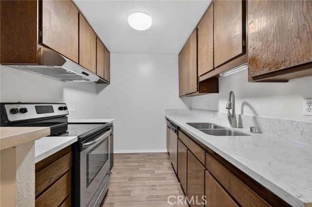 576 N Bellflower 101, Long Beach, CA 90814