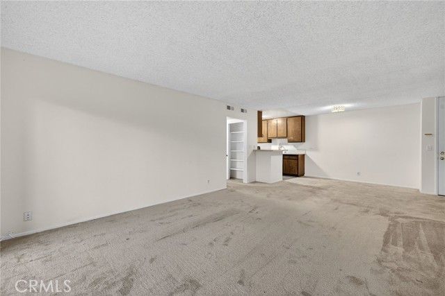 576 N Bellflower 101, Long Beach, CA 90814