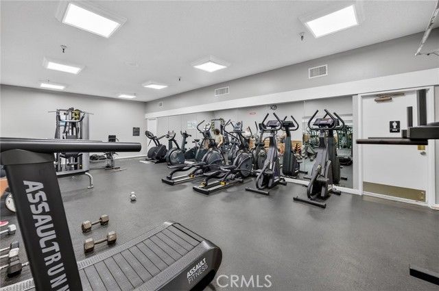 576 N Bellflower 101, Long Beach, CA 90814